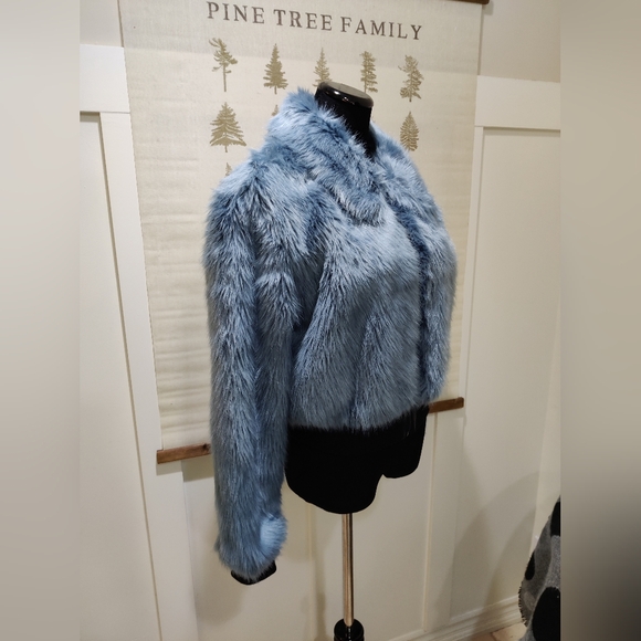 EXPRESS X Negin Mirsalehi Women’s Faux Fur Bomber Jacket-Small - Picture 6 of 13